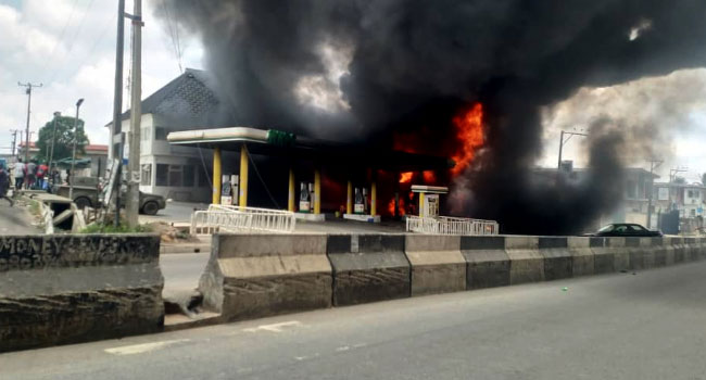 Terrible: NNPC Filling Station Guts Fire at Ogba, Lagos 1