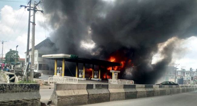 Terrible: NNPC Filling Station Guts Fire at Ogba, Lagos 2